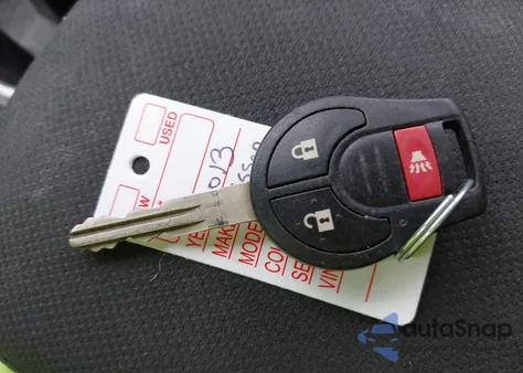 2013 Nissan Rogue S z USA, uszkodzony, nr VIN JN8AS5MT0DW554288